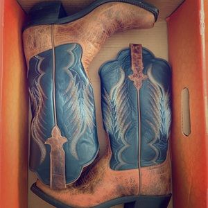 Women’s Rois of Mercedes Cowboy boots. Size 8